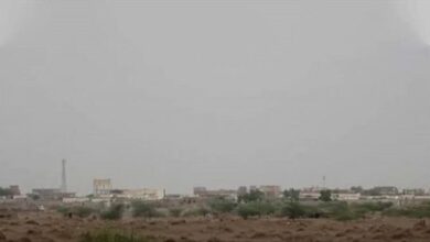 الحوثيون يقصفون منازل جنوب الحديدة