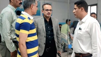 الدكتور النظاري يطلع على مستوى الأوضاع الصحية في المستشفى الجمهوري و22 مايو