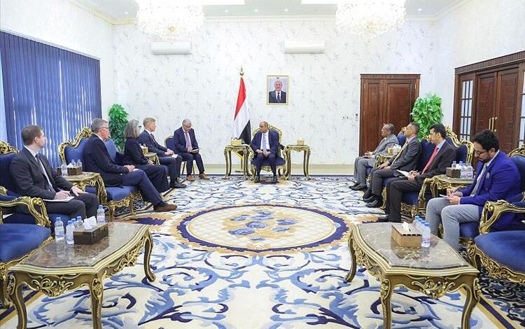 الرئيس العليمي: نرفض التهميش ونحرص على الشراكة مع جميع القوى الوطنية