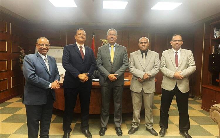 السفير بحاح يلتقي وفد من وزارة التعليم العالي والبحث العلمي والتعليم الفني والتدريب المهني ومؤسسة العون