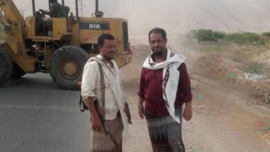 السلطة المحلية بخنفر تنفذ حملة نظافة واسعة في عدد من مناطق المديرية