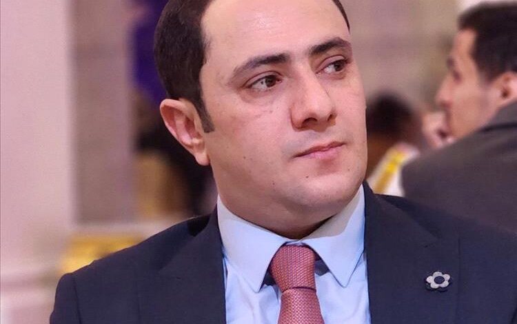 الصحفي زين العابدين الضبيبي يكشف عن وجود آلاف المسيحيين اليمنيين في القاهرة وامتيازات خاصة لهم
