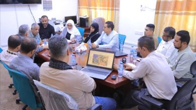 العمودي يناقش تنفيذ مشروع تعزيز الوعي الصحي لزيادة الطلب على التحصين في مديريتي تريم والقطن