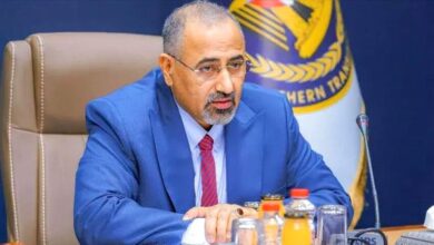 اللواء الزُبيدي: احتجاجات عدن تعبير مشروع والمجلس لا يتهرب من مسؤولياته