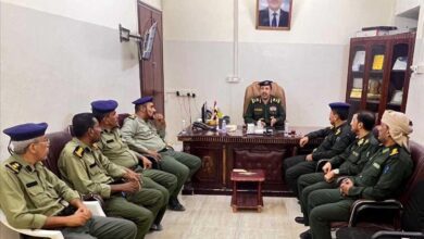 اللواء العامري يتفقد فرع مصلحة الهجرة والجوازات بوادي وصحراء حضرموت