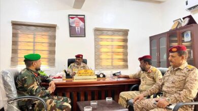 اللواء مرصع يبحث مع قائد كتيبة الاحتياط رفع مستوى الجاهزية القتالية بوحدات المحور