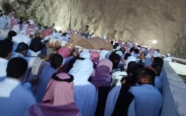 بحر من البشر في وداع الشيخ طه أحمد خالد المخلافي بمكة المكرمة