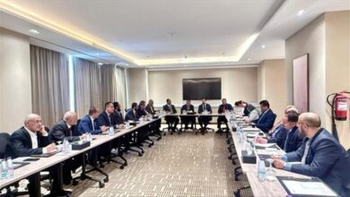 بن دغر: التدهور الاقتصادي في اليمن بلغ مستويات خطيرة