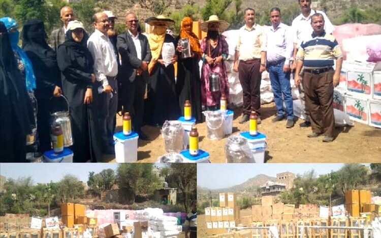 تدشين توزيع أدوات تصنيع الألبان لمستفيدين في صبر الموادم ضمن مشروع دعم سبل العيش