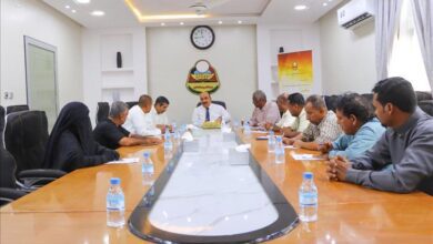 تربية ساحل حضرموت تناقش الاستعدادات لاستقبال العام الدراسي 2025-2026م