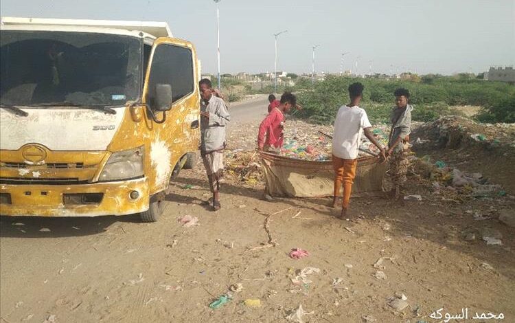تواصل حملات النظافة بمديرية زنجبار
