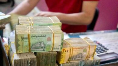 جمعية صرافي عدن تصدر تعميمًا صارمًا لضبط سوق العملات الأجنبية