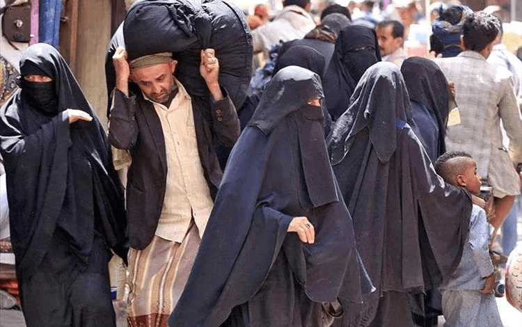 حظر حوثي على امتلاك النساء للجوالات الذكية