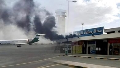خروج مطار صنعاء عن الخدمة يعمّق الانغلاق ويكشف هشاشة خطوط التواصل الخارجية
