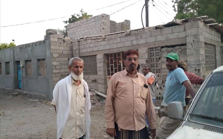 خنفر .. بتعليمات وإشراف من مدير مؤسسة الكهرباء استبدال اسلاك كهربائية منتهية مسافة 900 متر بمبلغ 400 مليون ريال يمني