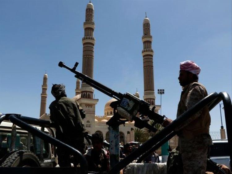 رايتس رادار: أكثر من 735 انتهاكاً حوثياً ضد الأئمة والدعاة ومحفظي القرآن منذ اندلاع الحرب