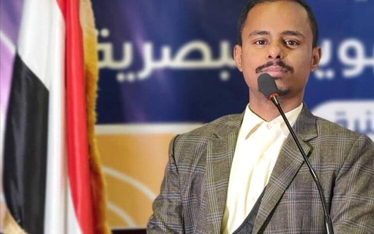 صحفي يمني يوجه نداءً مؤثرًا للتحالف العربي: "أنقذوا الشعب من العتمة والموت البطيء"