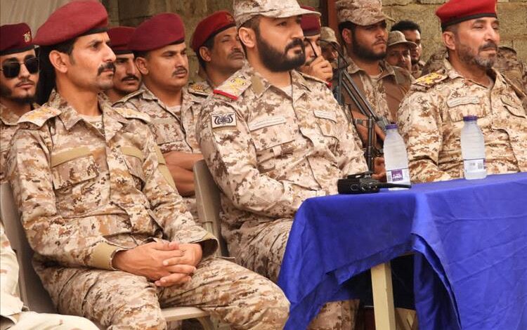 صعدة : اللواء الركن محمد العجابي يشهد تخرج الدفعة الثانية أسلحة مشتركة وهندسة ألغام