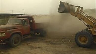 صندوق النظافة بالمحفد ينفذ حملة لإزالة المخلفات في مستشفى الشهيد صلاح ناصر بالمديرية