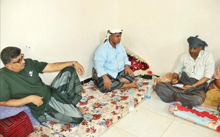 عقب تدشين العمل لانشأ مركز غسيل الكلى في مديرية المحفد بدعم من فاعل خير..