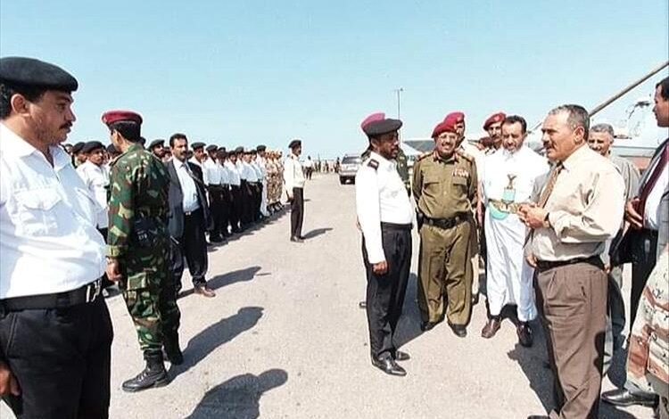 في عدن.. الحنين لعهد علي عبدالله صالح يتصاعد مع كل ساعة انطفاء وجوع