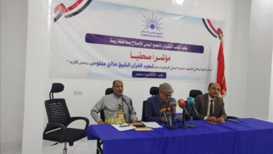 في مؤتمر صحفي بمأرب.. دعوات لمحاكمة مرتكبي جريمة اغتيال الشيخ صالح حنتوس ومحاسبة المتورطين