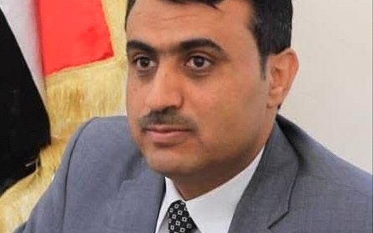 قيادي في الشرعية يدعو إلى الحسم في قضية الزايدي ويحذر من الكيل بمكيالين