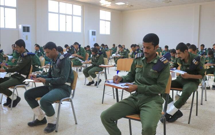 كلية الشرطة حضرموت تختتم الامتحانات النهائية للفصل الدراسي الثاني لطلاب الدفعتين الثانية والثالثة من القسم العام