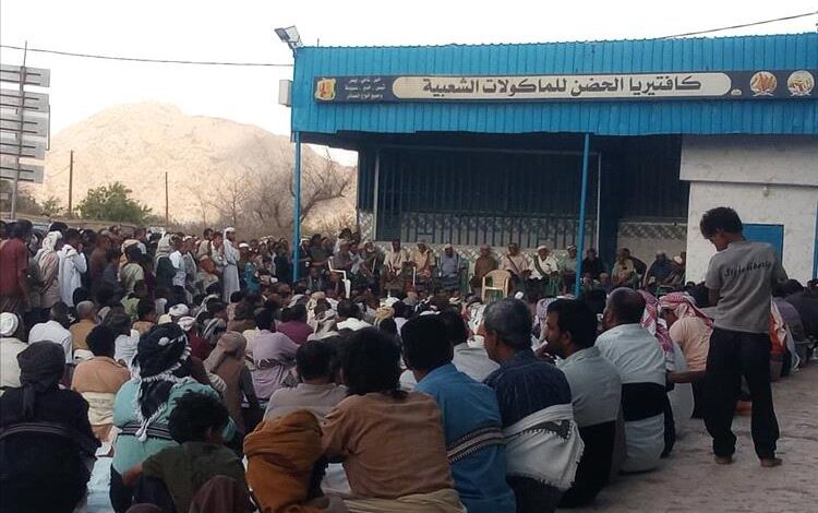 لقاء قبلي لأبناء ومشائخ مجال الحضن، أماجل، والسيلة البيضاء استنكاراً لحادثة الاعتداء على إحدى الأسر في المنطقة