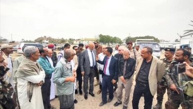 محافظ تعز يدشّن مبادرة مجموعة الشيباني لتوزيع مياه الشرب بالمدينة