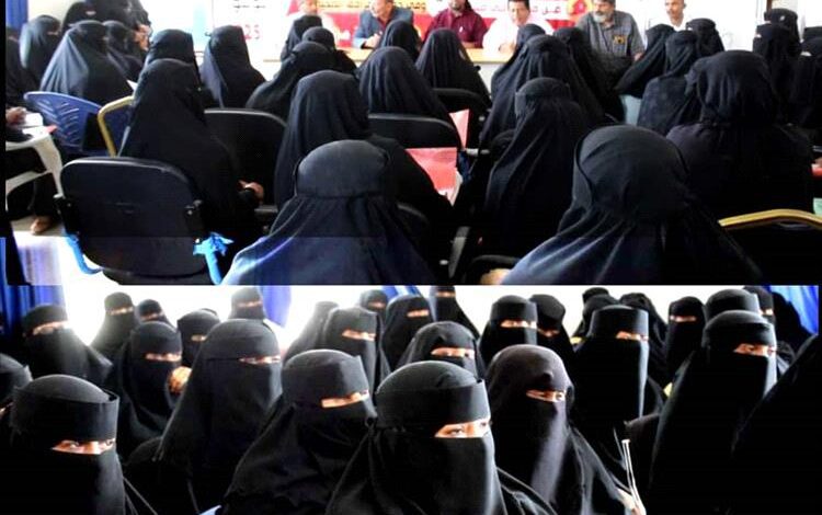 مدير صحة أبين يُوجه فرق التحصين بخنفر بتغطية شاملة وتصحيح الأخطاء