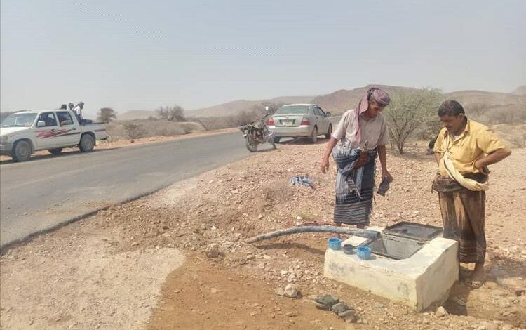 مدير عام الوضيع يتفقد موقع التخريب بمشروع مياه السواد الوضيع