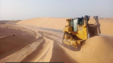 مدير عام رضوم يثمن جهود شركة الغاز وفرق صيانة الطرق بالمحافظة في إزالة الرمال من الخطوط الدولية الرئيسية