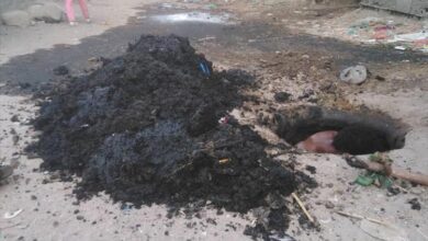 مدير مياه أبين يسارع إلى حل مشكلة مسجد حي سواحل بزنجبار