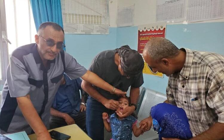 مديرية الشعيب تدشّن الحملة الوطنية
 الطارئة للتحصين ضد شلل الأطفال