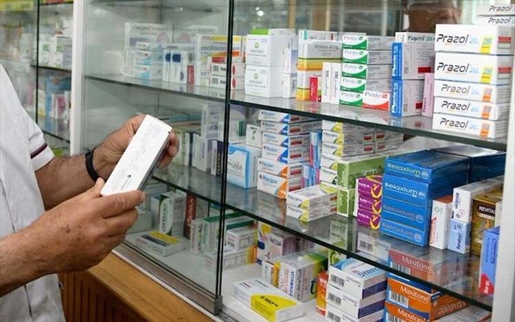 مواطنون لصحيفة عدن الغد : قفزات أسعار الأدوية تهدد حياة المرضى في عدن