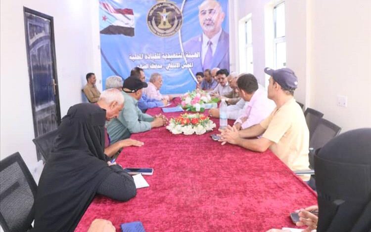نائب رئيس إنتقالي الضالع يبحث مع نقيب الصحفيين الجنوبيين تعزيز التنسيق الإعلامي المشترك