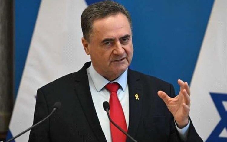 وزير الدفاع الإسرائيلي يعلن استهداف موانئ يمنية ويتوعد الحوثيين بضربات أشد