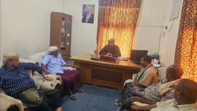 وكيل أول محافظة سقطرى يترأس اجتماعا لمناقشة قضايا القطاع السمكي وتنظيم الموسم الجديد