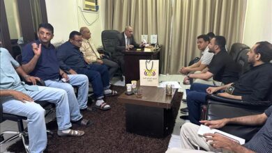وكيل محافظة تعز يلتقي اللجنة الطبية الحكومية المكلفة بعلاج جرحى الجيش الوطني والمقاومة الشعبية في القاهرة