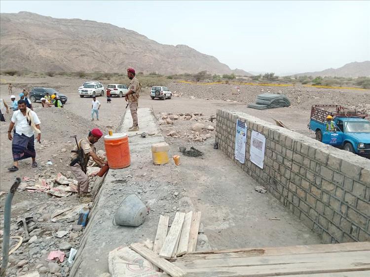 وكيل وزارة الزراعة يتفقد مشروع ري بمنطقة الخربه بالملاح يخدم 400 فدان ويعيد الحياة الأراضي حرمت من المياه 30 عاما*