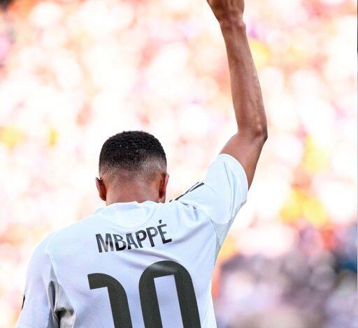 توقعات جماهير ريال مدريد لمبابي في موسمه الأول بالقميص رقم 10