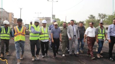 الحريزي والعقربي يتفقدان مشروع إعادة تأهيل خط دوار الملعب – جولة السيلة في عدن