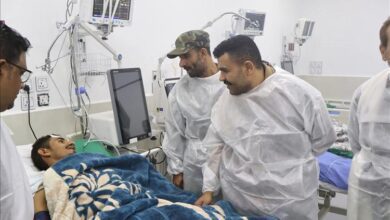 العميد سياف المعكر يتفقد جرحى اللواء السادس دعم وإسناد في المستشفى العسكري بعدن