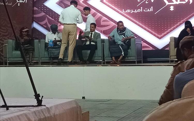 انطلاق منافسات دور الـ16 من مسابقة "أمير الشعراء" في فندق كورال بعدن