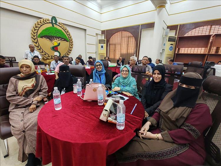 ختام ورشة بناء قدرات ضباط اتصال ترصد استهلاك مضادات الميكروبات بعدن