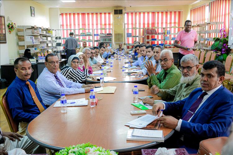 مجلس جامعة عدن يناقش جملة من القضايا الأكاديمية والإدارية في اجتماعه الدوري لشهر يوليو