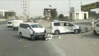 مصابون جراء حادث مروري مروّع في عدن