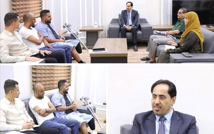 وزير الشباب والرياضة يلتقي الاتحاد العام لكرة قدم ذوي البتر