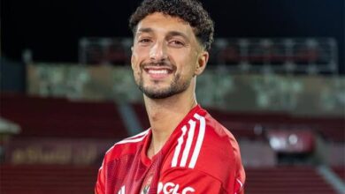 الأهلي يتمسك بمطالبه المالية ويرفض ضغوط وسام أبو علي.. وتراجع في عروض الأندية